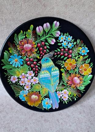 Деревянная тарелка с петриковской росписью