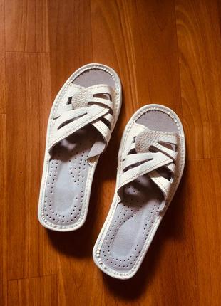 Капці капці капці капці шкіра