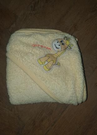 Махровое полотенце уголок для купания младенцев