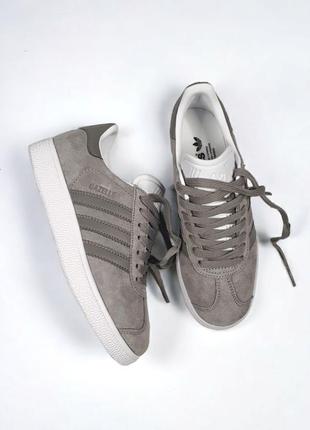 Женские кроссовки adidas gazelle gray