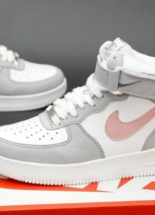 Зимові жіночі кросівки на хутрі nike air force high grey white ( найк аір форс шкіряні біло-сірі високі )