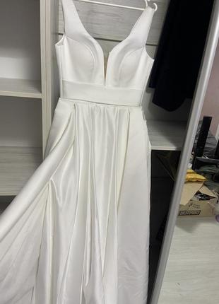 Платье свадебное, в идеальном состоянии, с разрезом, есть карманы8 фото