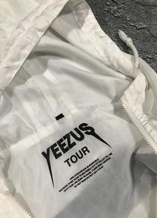 Чоловіча вітровка adidas yeezy tour розмір м5 фото