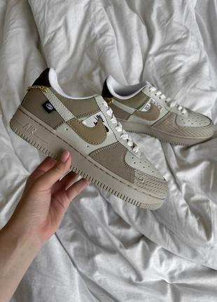 Женские кроссовки nike air force new beige3 фото