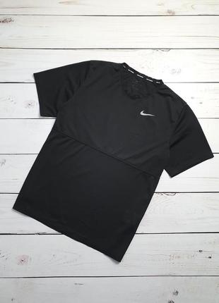 Легка чоловіча спортивна футболка nike running dri fit / найк драй фіт оригінал / тренувальна бігова2 фото