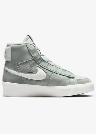 Кроссовки кеды мужские nike blazer mid victory

dr2948 3011 фото