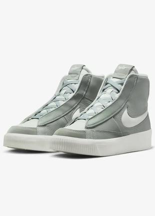 Кроссовки кеды мужские nike blazer mid victory

dr2948 3016 фото