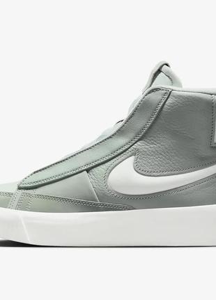 Кроссовки кеды мужские nike blazer mid victory

dr2948 3017 фото