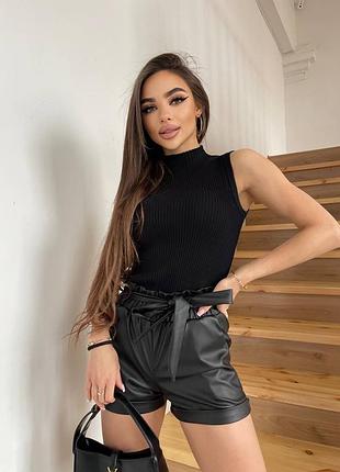 Кожаные шорты 2