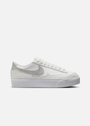 Кеды женские 
nike blazer

dq7571-101
оригинал5 фото