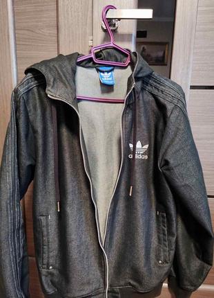 Джинсовая куртка ветровка adidas1 фото
