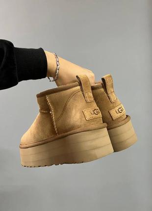 Жіночі уггі на платформі ugg наповнювач овчина10 фото