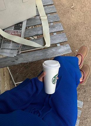 Длинное платье из ангоры вязка и шнурком на поясе