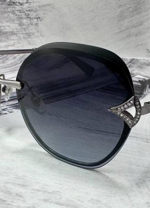Сонцезахисні окуляри жіночі безоправні з лінзами градієнт та металевими дужками