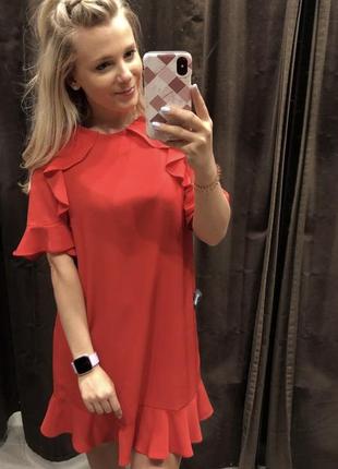 Плаття коротке з воланами червоне