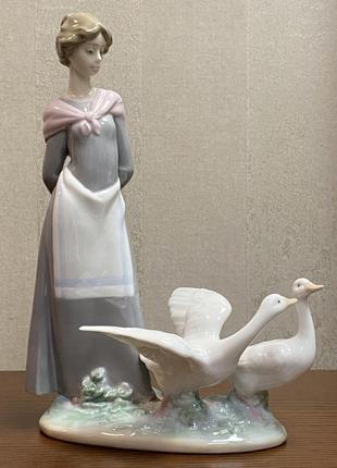 Фарфоровая статуэтка lladro «наблюдая за утками».