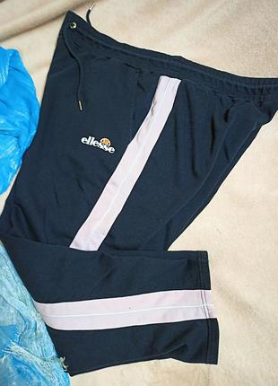 Супербатал! теплі котонові спортивні штани 62 -66 разів,ellesse