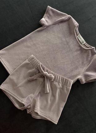 Гарна  тепла піжама для дівчинки 2-3 роки / велюрова піжама , футболка шорти / дитяча піжама