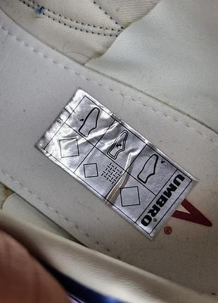 Бутсы бампы umbro 8