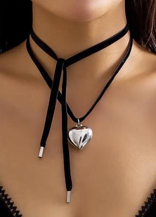 Чокер серебряное сердце с вельветовой подвеской