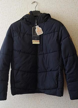 Чоловіча зимова куртка timberland, темно-синього кольору із чорною вставкою.