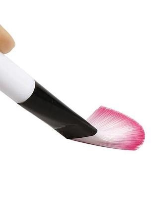 Пензлик косметичний