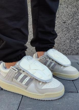 Жіночі шкіряні кросівки adidas forum x bad bunny grey white