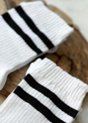 Тенниски  ⁇  спортивные носки  ⁇  носки  ⁇  носки с полосками2 фото