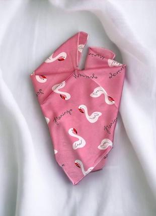 Красивый женский платок аксессуар материал атлас цвет розовый принт фламинго5 фото