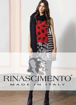 Яскрава сукня rinascimento італія
