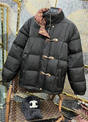 Куртка lv двухстороння дутая с открытым воротником5 фото