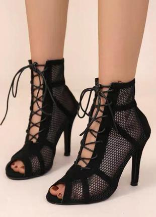 Взуття для high heels 7 см.