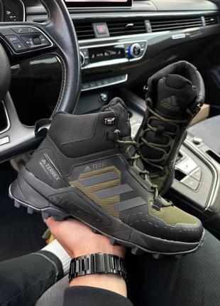 Чоловічі кросівки adidas terrex swift r termo army green