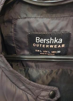 Продам женскую куртку bershka6 фото