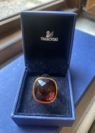 Перстень swarovski