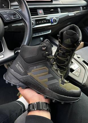 Чоловічі кросівки adidas terrex swift r termo army green4 фото