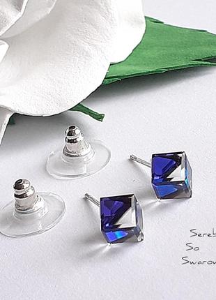 Гвоздики с кубиками swarovski1 фото