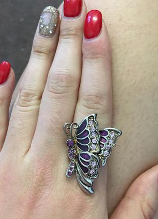 Кільце-метелик