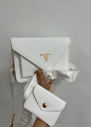 Крутая белая сумка клатч кросс боди на плече prada envelope saffiano mini8 фото