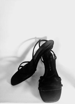 Босоножки zara basic