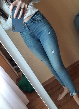 Джинси із рваностями s primark