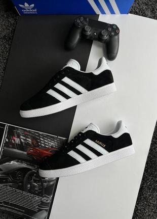 Шикарні кросівки "adidas originals m gazelle"