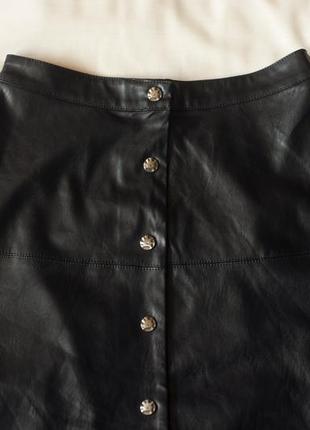 Черная кожаная юбка с пуговицами миди женская only, размер s5 фото