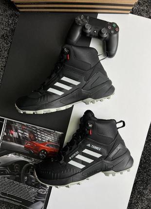 Шикарные кроссовки "adidas terrex swift r termo"