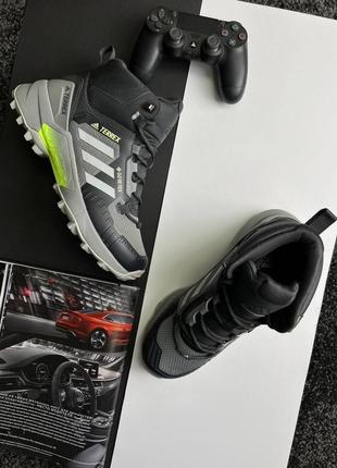 Шикарні кросівки "adidas terrex swift r termo"4 фото