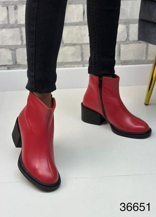 Стильні жіночі шкіряні ботинки червоного кольору, жіночі ботинки на комфортних підборах, демісезон6 фото