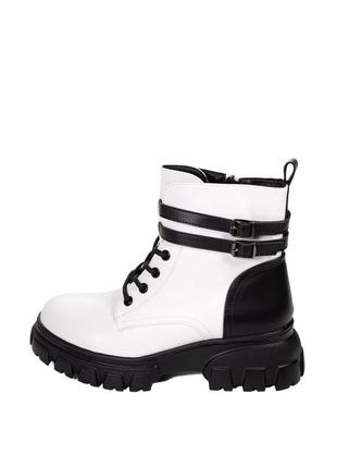 Белые ботинки с черными ремешками экокожи4 фото