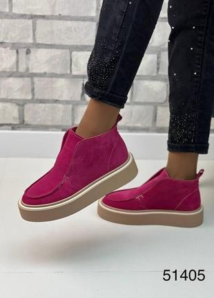 Стильні жіночі замшеві ботинки кольору фуксія, трендові жіночі ботинки, демісезон6 фото