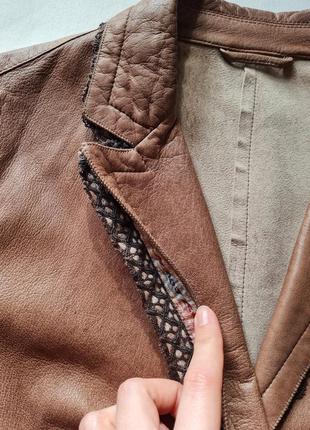 Кожаный пиджак с кружевом в винтажном стиле5 фото