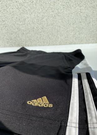 Adidas шорти